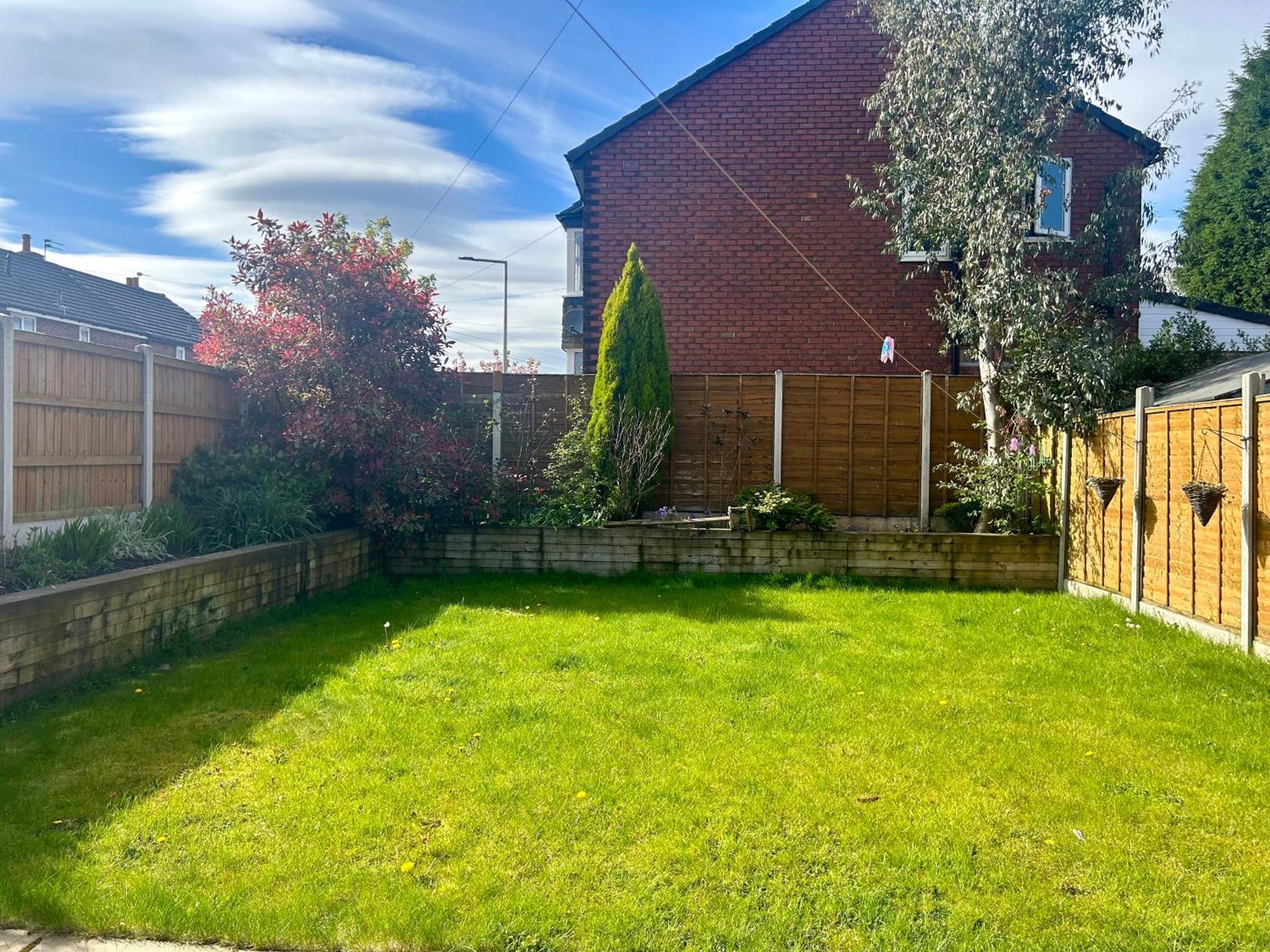 Lovely, Large Double Bedroom With Park View In Home Hazel Grove Exterior foto